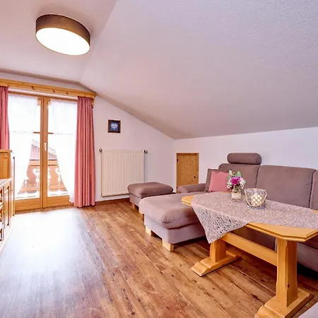 Gaestehaus Anneliese * Wallgau