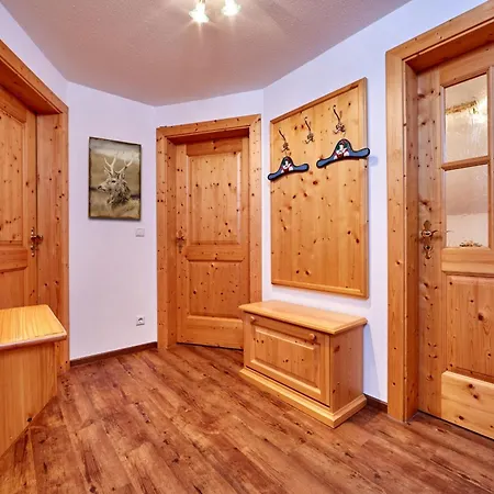 Gaestehaus Anneliese Apartamento Wallgau