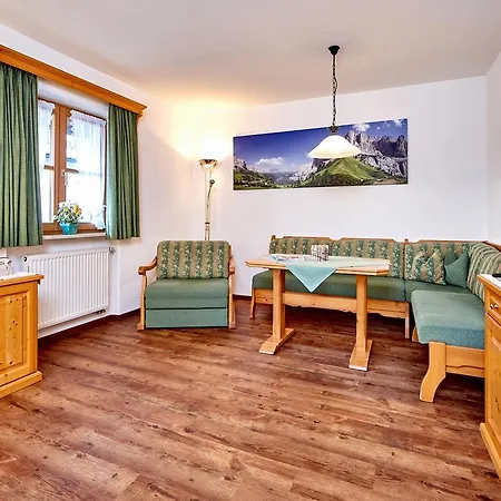 Gaestehaus Anneliese * Wallgau