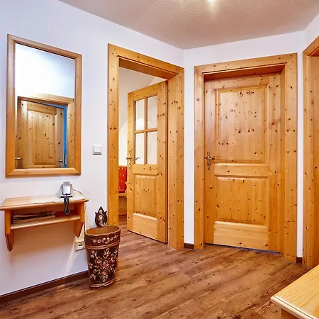 Gaestehaus Anneliese Διαμέρισμα Wallgau