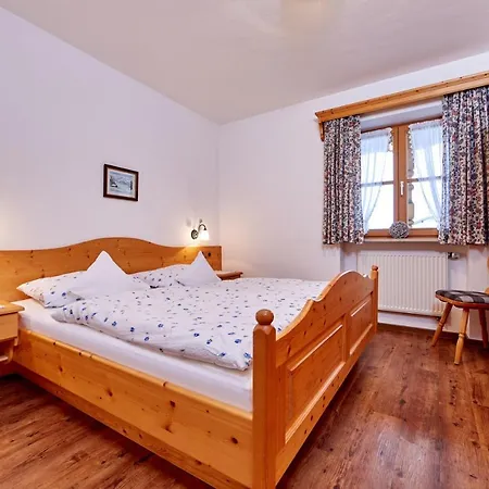Διαμέρισμα Gaestehaus Anneliese