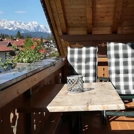 Gaestehaus Anneliese アパート