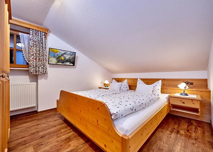 Gaestehaus Anneliese * Wallgau